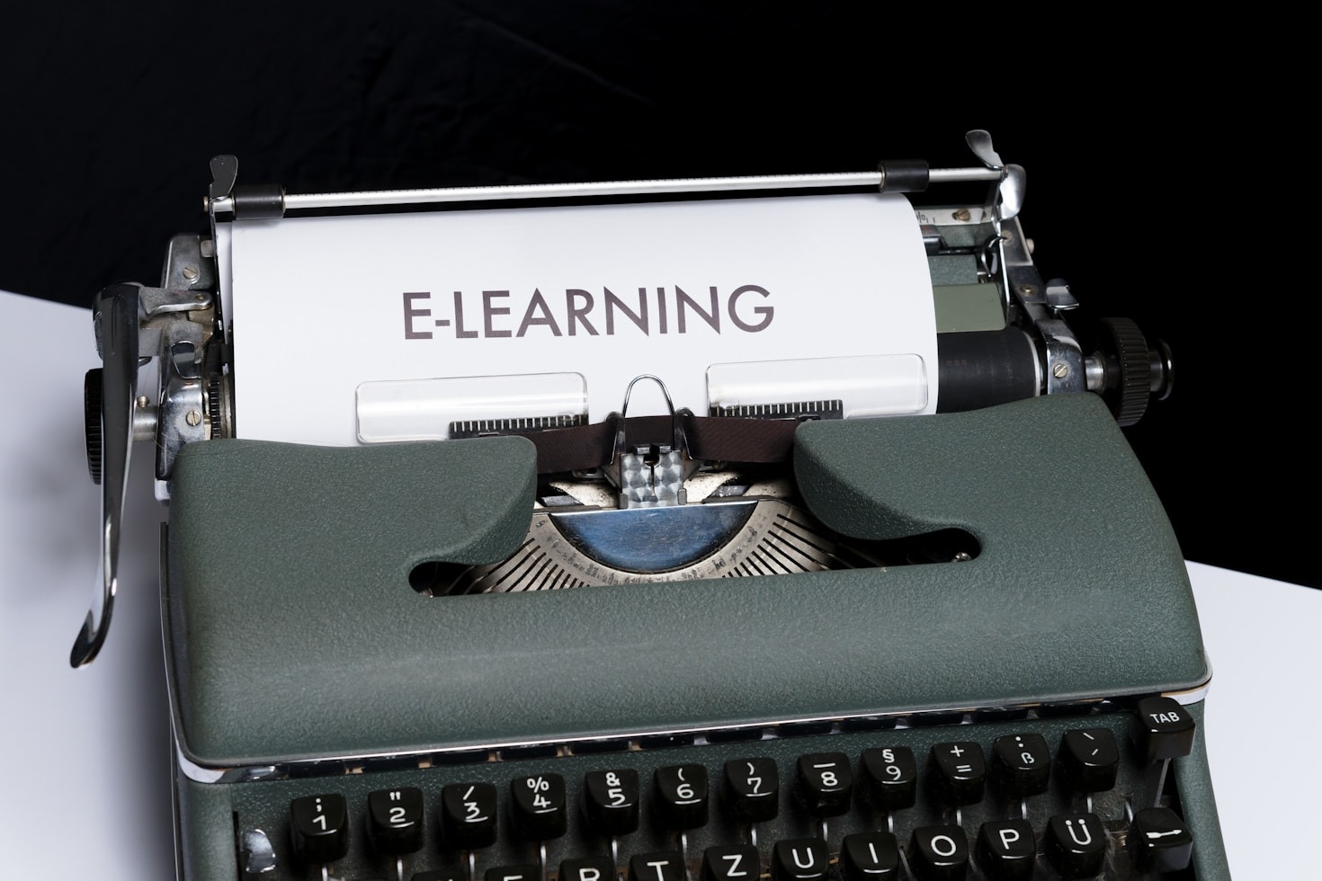 How Technology is Redefining Modern Education