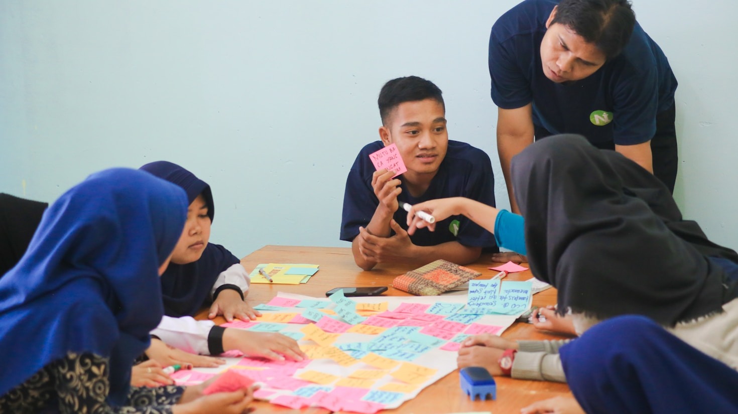 The Role of Bilingual Platforms in Learning